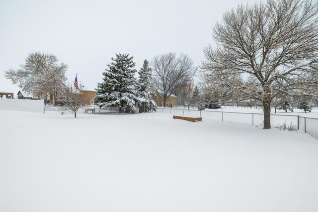 2814 Village Green Drive, Moorhead, MN 56560