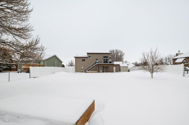 2814 Village Green Drive, Moorhead, MN 56560