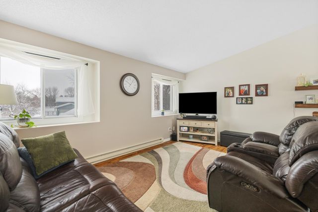 2814 Village Green Drive, Moorhead, MN 56560