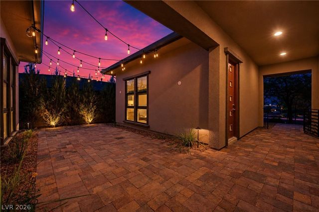 6957 Rainstone Street, Las Vegas, NV 89148