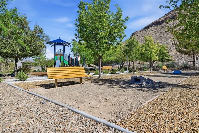 6957 Rainstone Street, Las Vegas, NV 89148