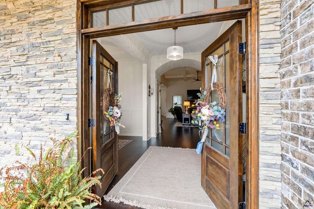 307 Apalachee Way, Bonaire, GA 31005