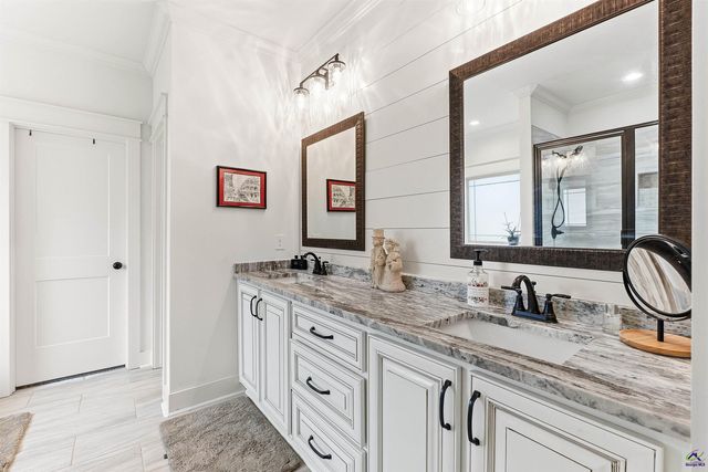 307 Apalachee Way, Bonaire, GA 31005