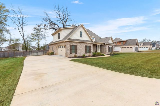 307 Apalachee Way, Bonaire, GA 31005