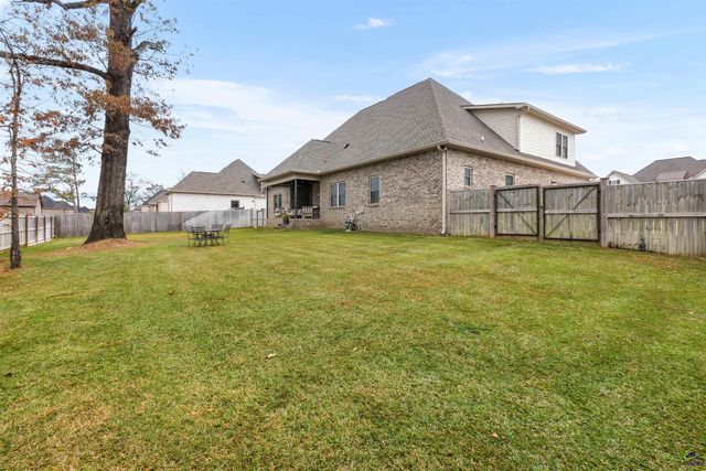 307 Apalachee Way, Bonaire, GA 31005