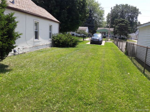 14935 SHIRLEY Avenue, Warren, MI 48089