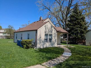 14935 SHIRLEY Avenue, Warren, MI 48089