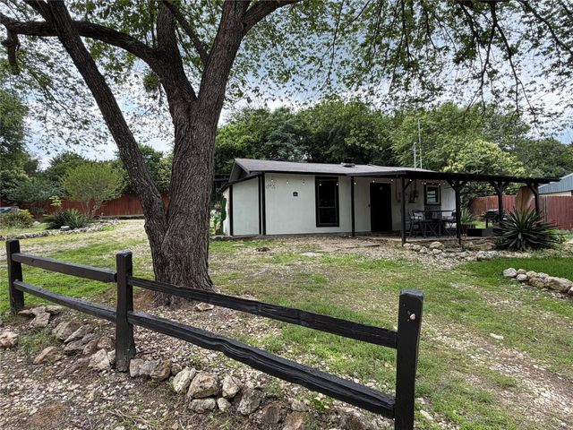 111 Apache Trail, Whitney, TX 76692