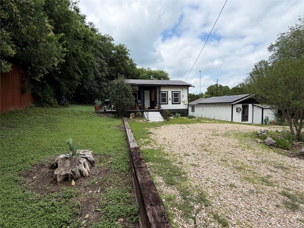111 Apache Trail, Whitney, TX 76692