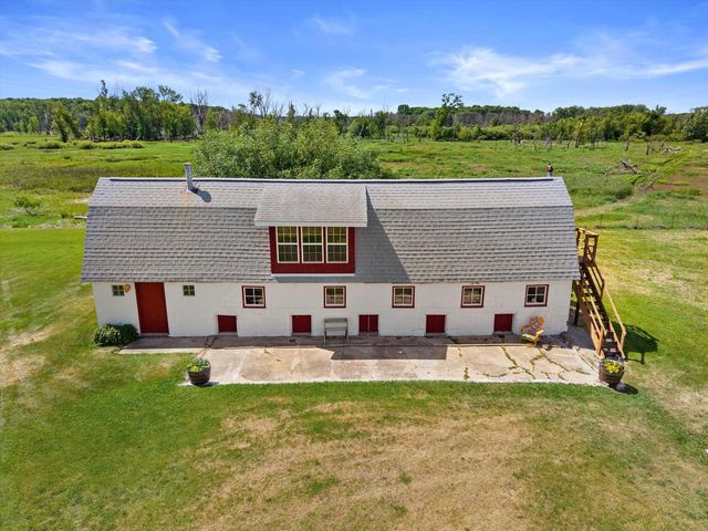 N9523 N River ROAD, Ixonia, WI 53036