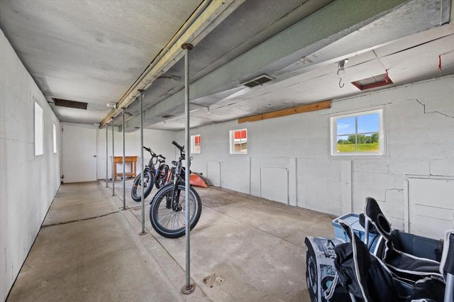 N9523 N River ROAD, Ixonia, WI 53036