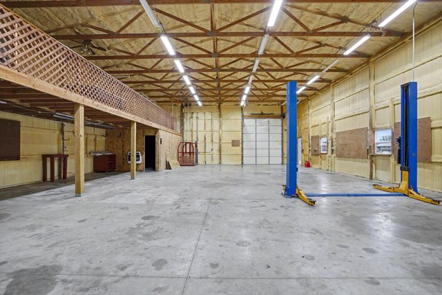 7010 S 151st West Avenue, Sapulpa, OK 74066