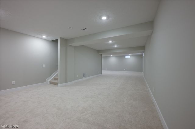 648 Bar Harbor, Avon Lake, OH 44012