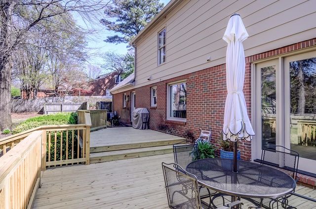 2825 OLD ELM LN, Germantown, TN 38138