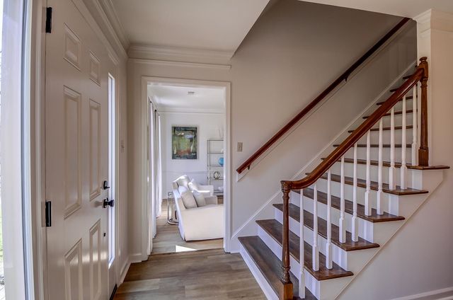 2825 OLD ELM LN, Germantown, TN 38138