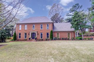 2825 OLD ELM LN, Germantown, TN 38138
