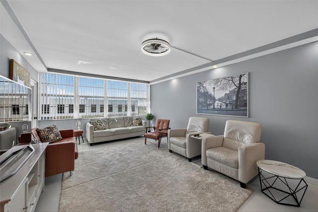 1160 N Federal Highway 1022, Fort Lauderdale, FL 33304