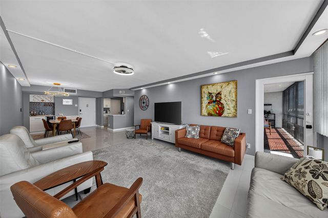 1160 N Federal Highway 1022, Fort Lauderdale, FL 33304