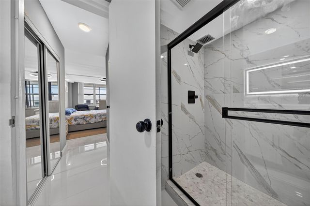 1160 N Federal Highway 1022, Fort Lauderdale, FL 33304