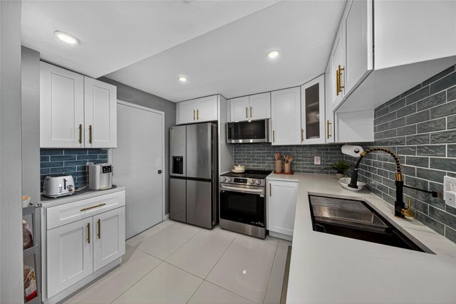 1160 N Federal Highway 1022, Fort Lauderdale, FL 33304