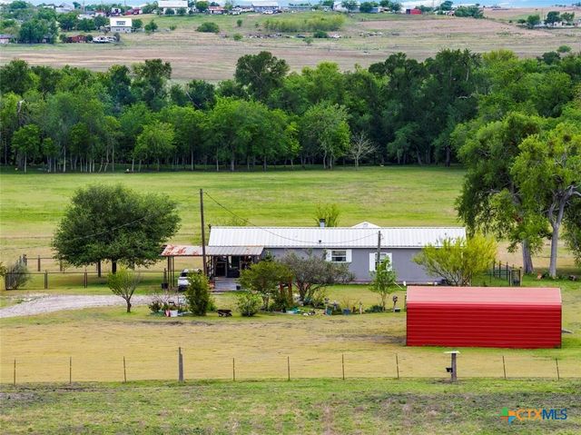 820 County Road 454, Taylor, TX 76574