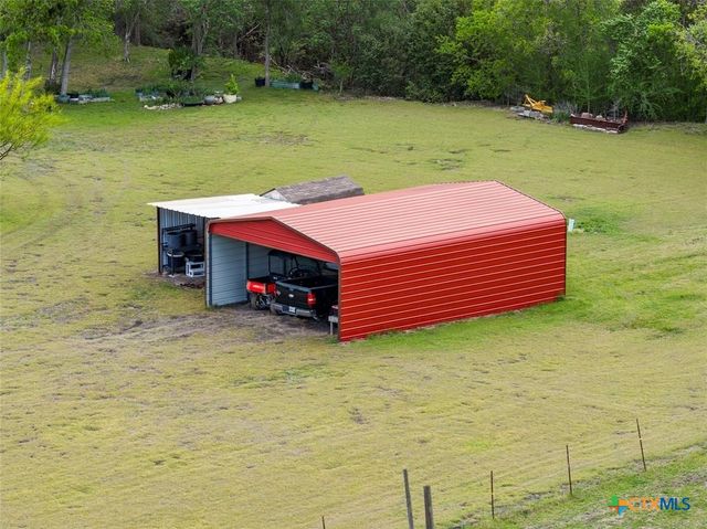 820 County Road 454, Taylor, TX 76574