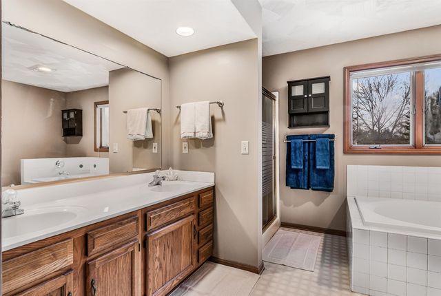 14025 Aboite Center Road, Fort Wayne, IN 46814