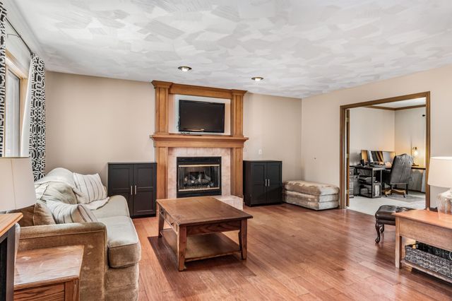 14025 Aboite Center Road, Fort Wayne, IN 46814