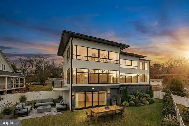 1573 WESTMORELAND ST, Mclean, VA 22101