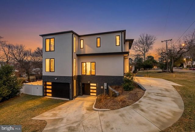 1573 WESTMORELAND ST, Mclean, VA 22101