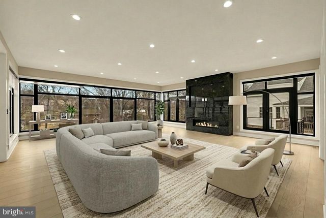 1573 WESTMORELAND ST, Mclean, VA 22101