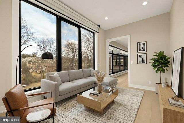 1573 WESTMORELAND ST, Mclean, VA 22101