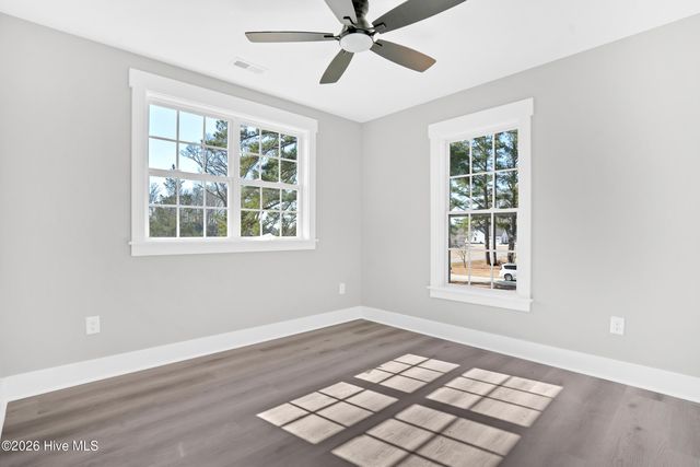 408 Crown Drive, Washington, NC 27889