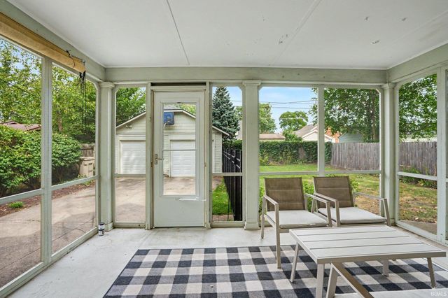 1435 E Lasalle Avenue, South Bend, IN 46617