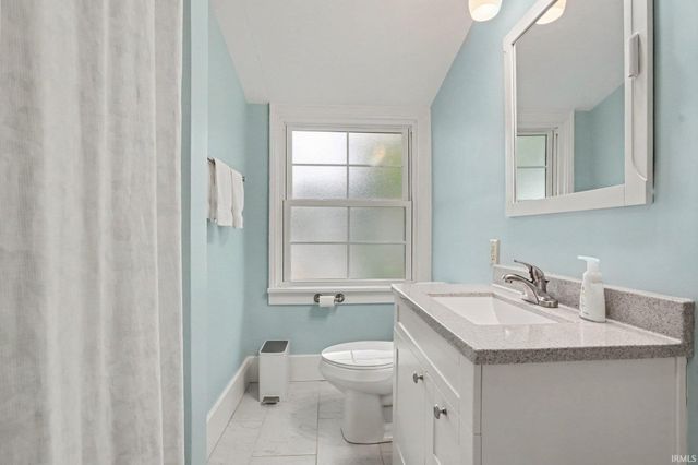 1435 E Lasalle Avenue, South Bend, IN 46617