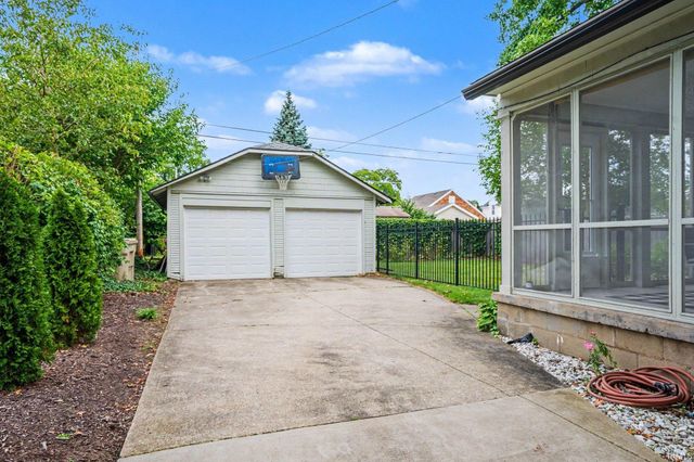 1435 E Lasalle Avenue, South Bend, IN 46617