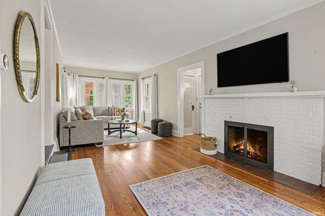 1435 E Lasalle Avenue, South Bend, IN 46617
