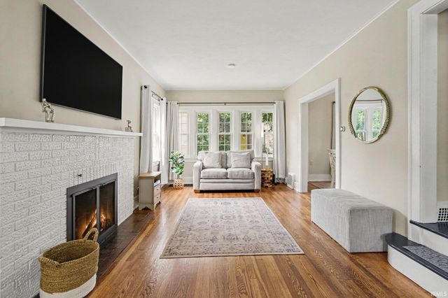 1435 E Lasalle Avenue, South Bend, IN 46617