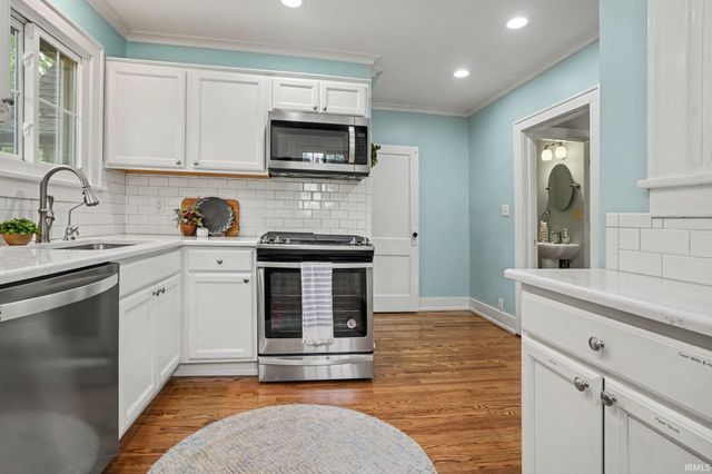 1435 E Lasalle Avenue, South Bend, IN 46617