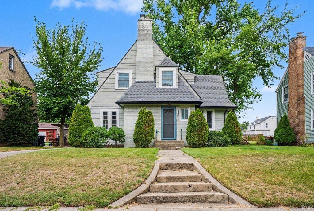 1435 E Lasalle Avenue, South Bend, IN 46617