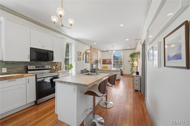 3524 Grace Avenue, St Louis, MO 63116