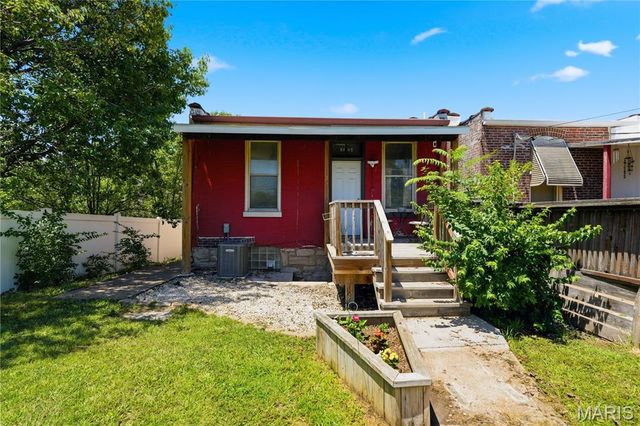 3524 Grace Avenue, St Louis, MO 63116
