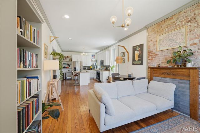 3524 Grace Avenue, St Louis, MO 63116