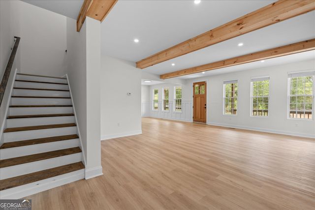 253 Mulberry Lane SE, Lindale, GA 30147