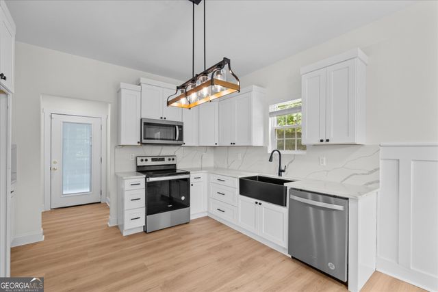 253 Mulberry Lane SE, Lindale, GA 30147