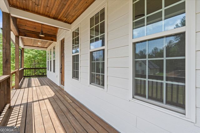 253 Mulberry Lane SE, Lindale, GA 30147