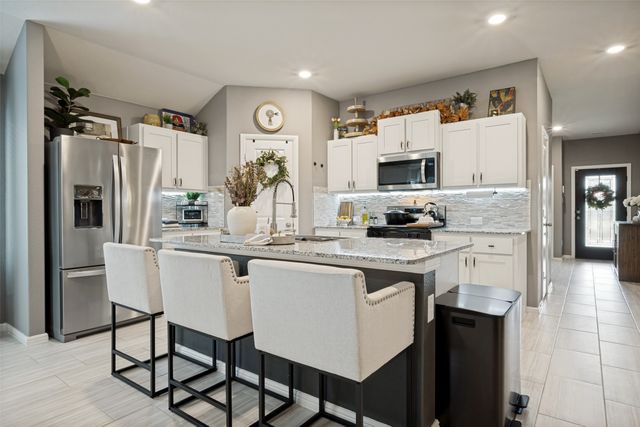 5529 Legends Way, Krum, TX 76249