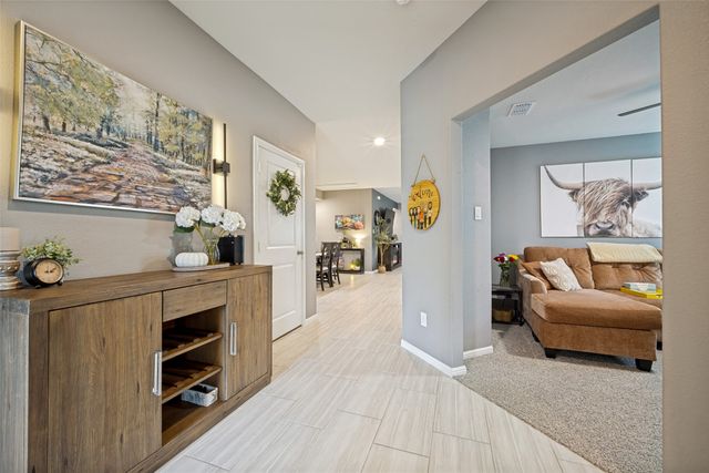 5529 Legends Way, Krum, TX 76249