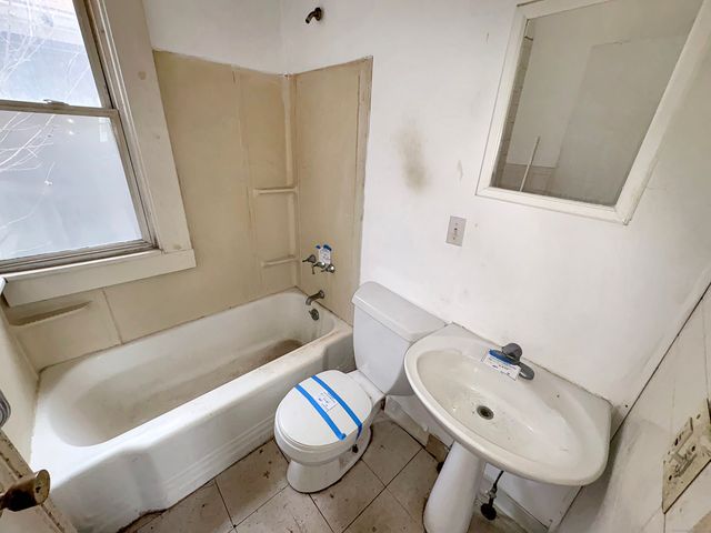 22 Helen Street, Hamden, CT 06514