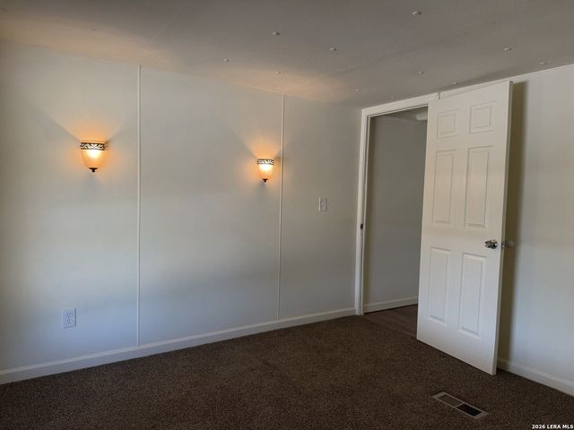 1596 LIVE OAK DR, Canyon Lake, TX 78133